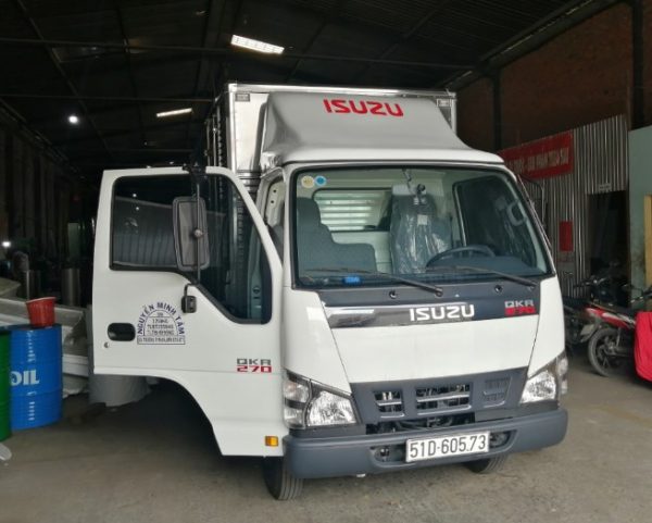 mui-luot-gio-isuzu